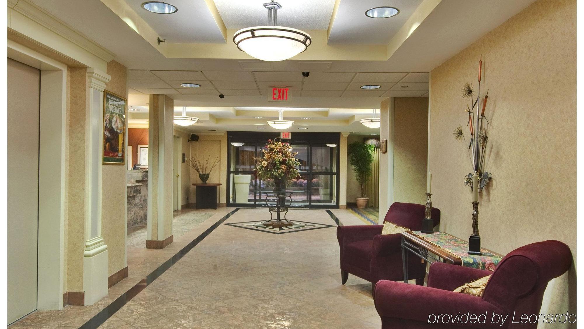 Holiday Inn Hotel & Suites Warren By Ihg Εξωτερικό φωτογραφία