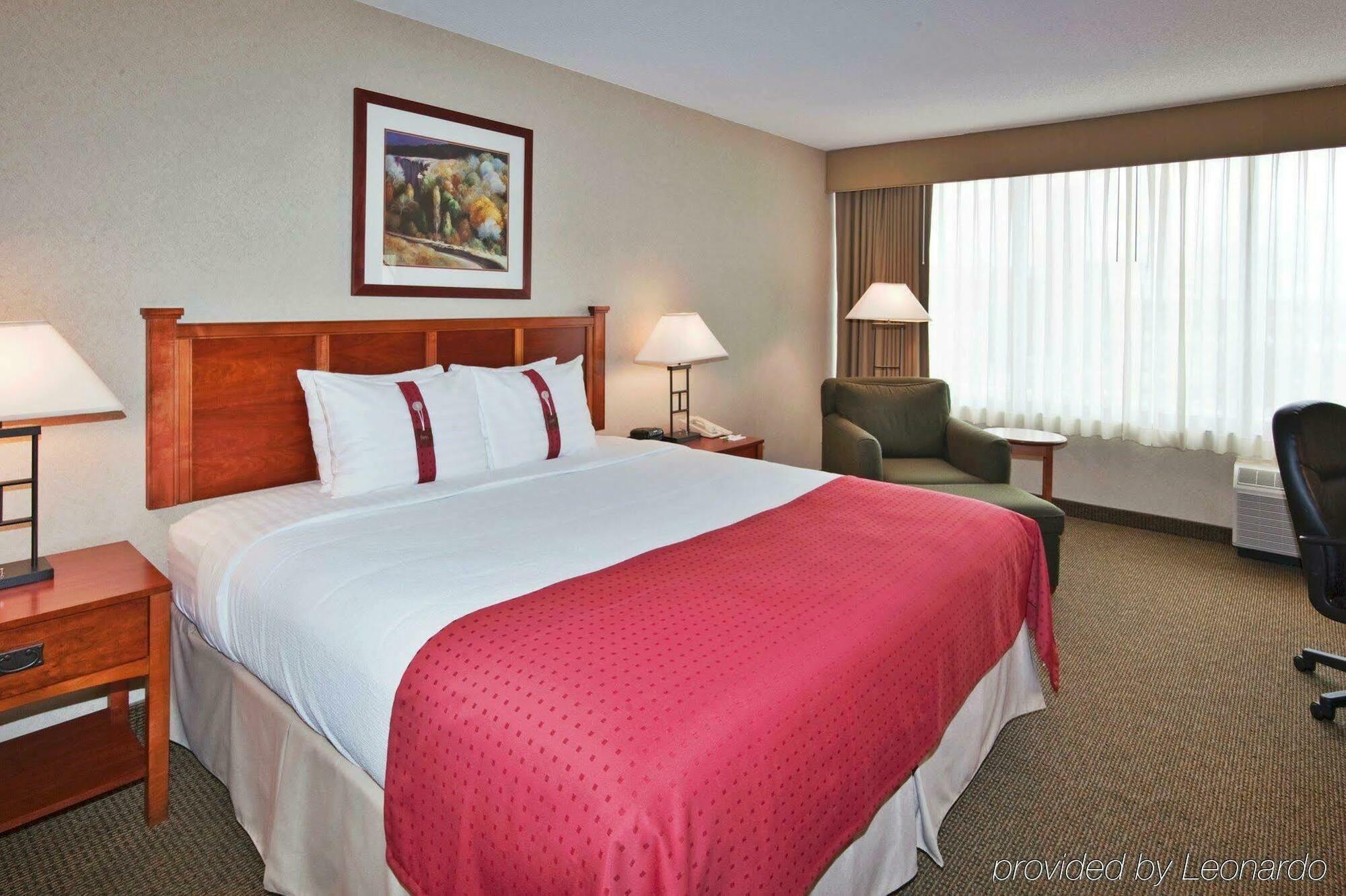 Holiday Inn Hotel & Suites Warren By Ihg Εξωτερικό φωτογραφία