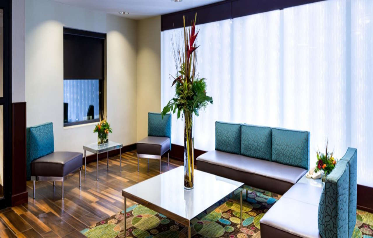 Holiday Inn Hotel & Suites Warren By Ihg Εξωτερικό φωτογραφία