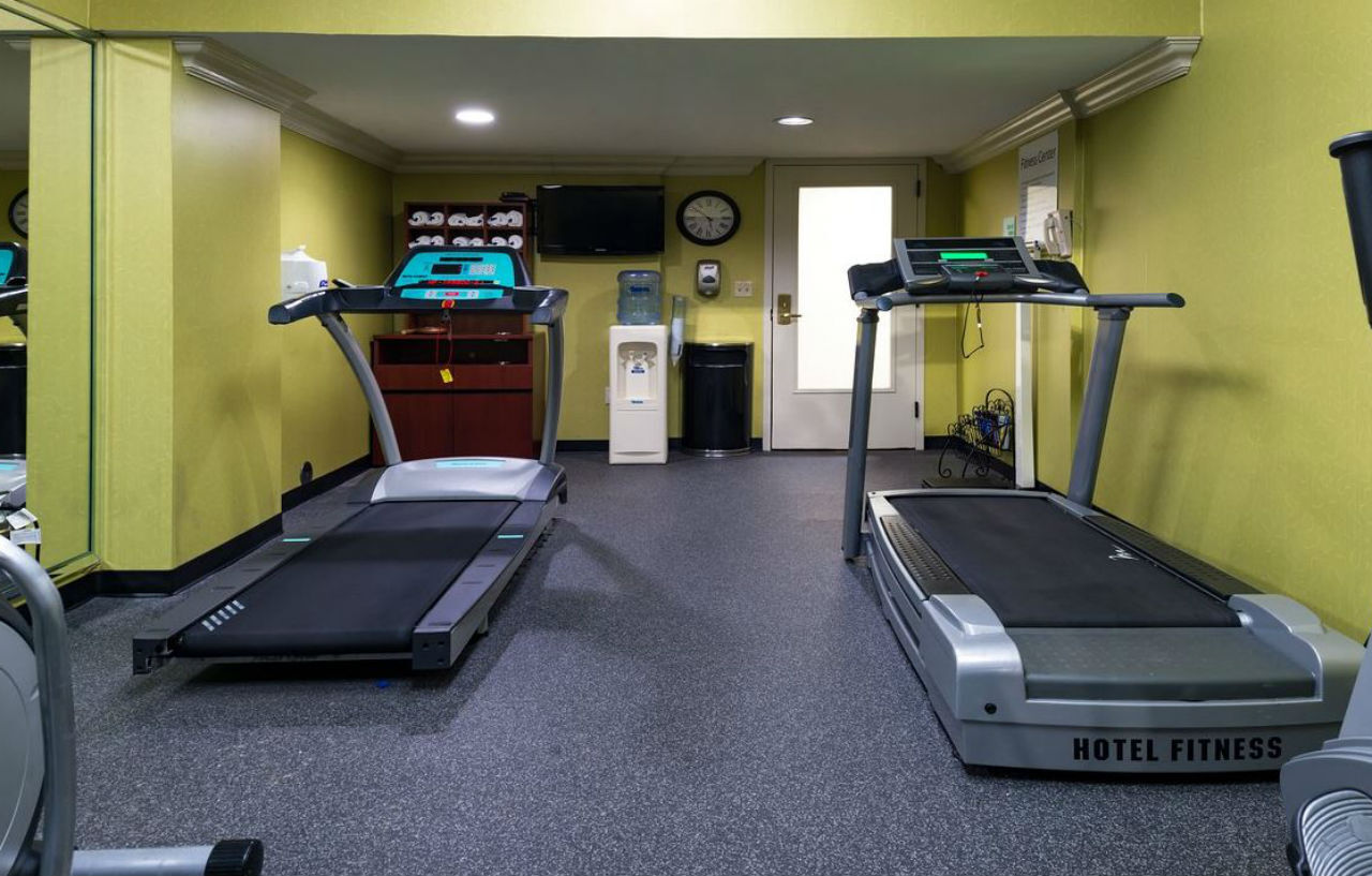 Holiday Inn Hotel & Suites Warren By Ihg Εξωτερικό φωτογραφία